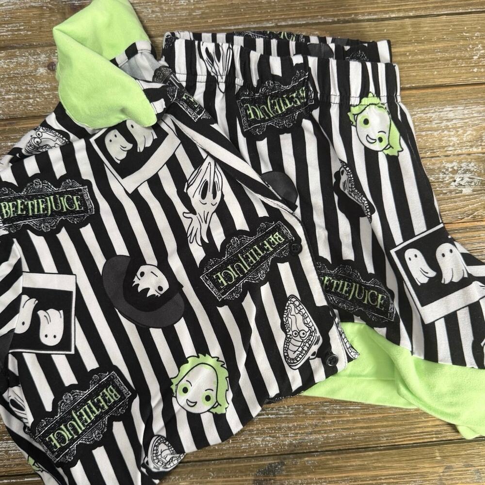 Beetlejuice Striped Pajama Set Womens Green Black Goth Grunge Spooky‎ Small